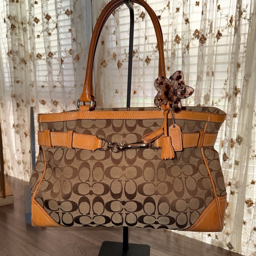Vintage Coach Hamptons Signature Satchel